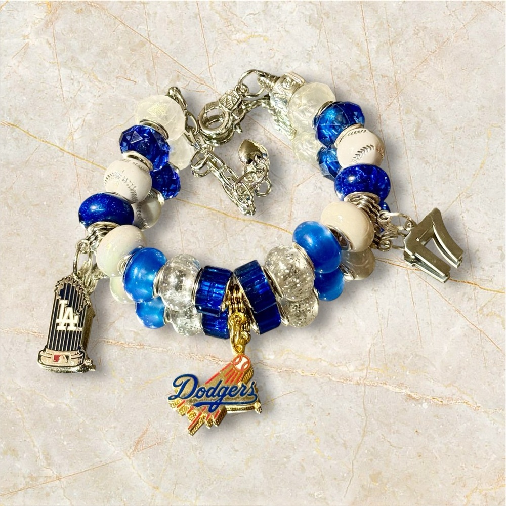 Los Angeles Dodgers World Series Champions Beaded Charm Bracelet - Ohtani, Betts